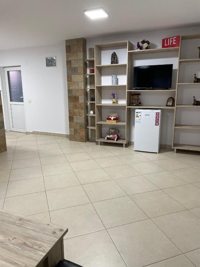 Vila Vlad Două Mai Exterior foto